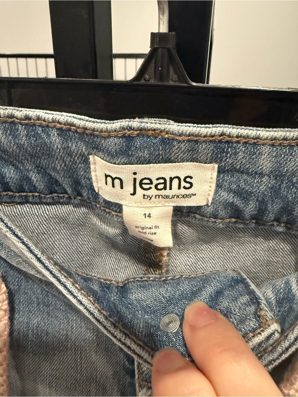 Maurices Light Blue Women's Cropped Jeans